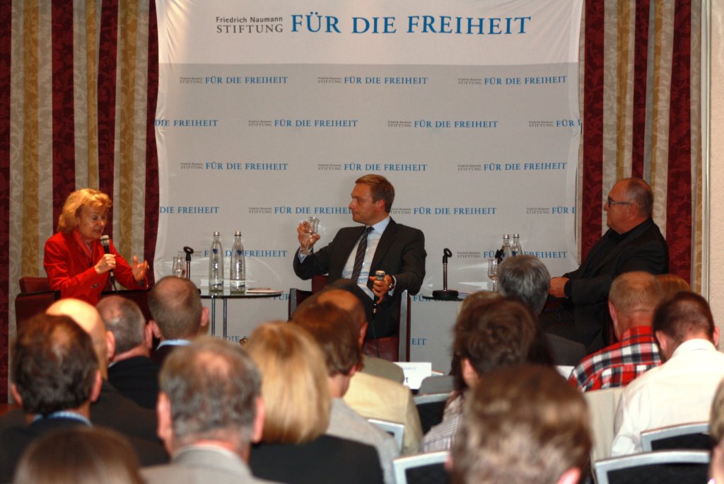 l. v. m. Christian Lindner MdL Bundesvorsitzender der FDP, und Theo M. Lies, Freier Journalist